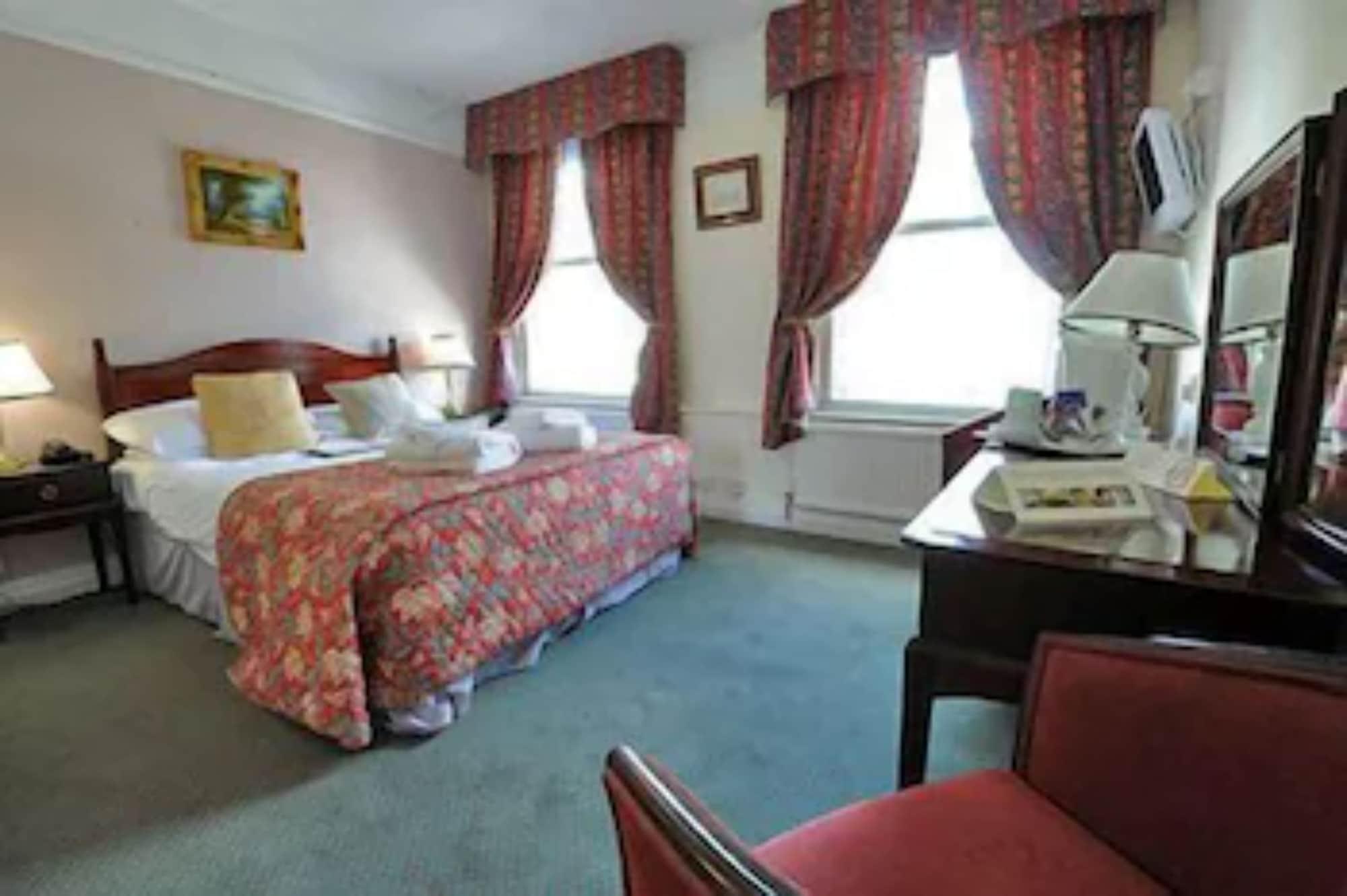 Crown & Cushion Hotel Chipping Norton Eksteriør bilde