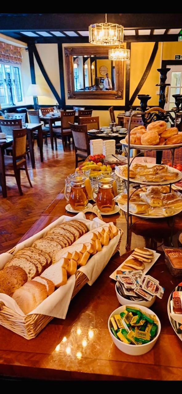 Crown & Cushion Hotel Chipping Norton Eksteriør bilde