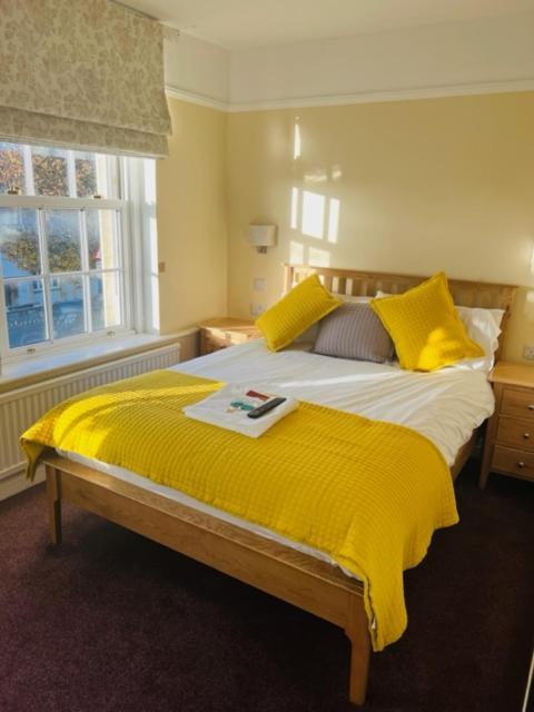 Crown & Cushion Hotel Chipping Norton Eksteriør bilde